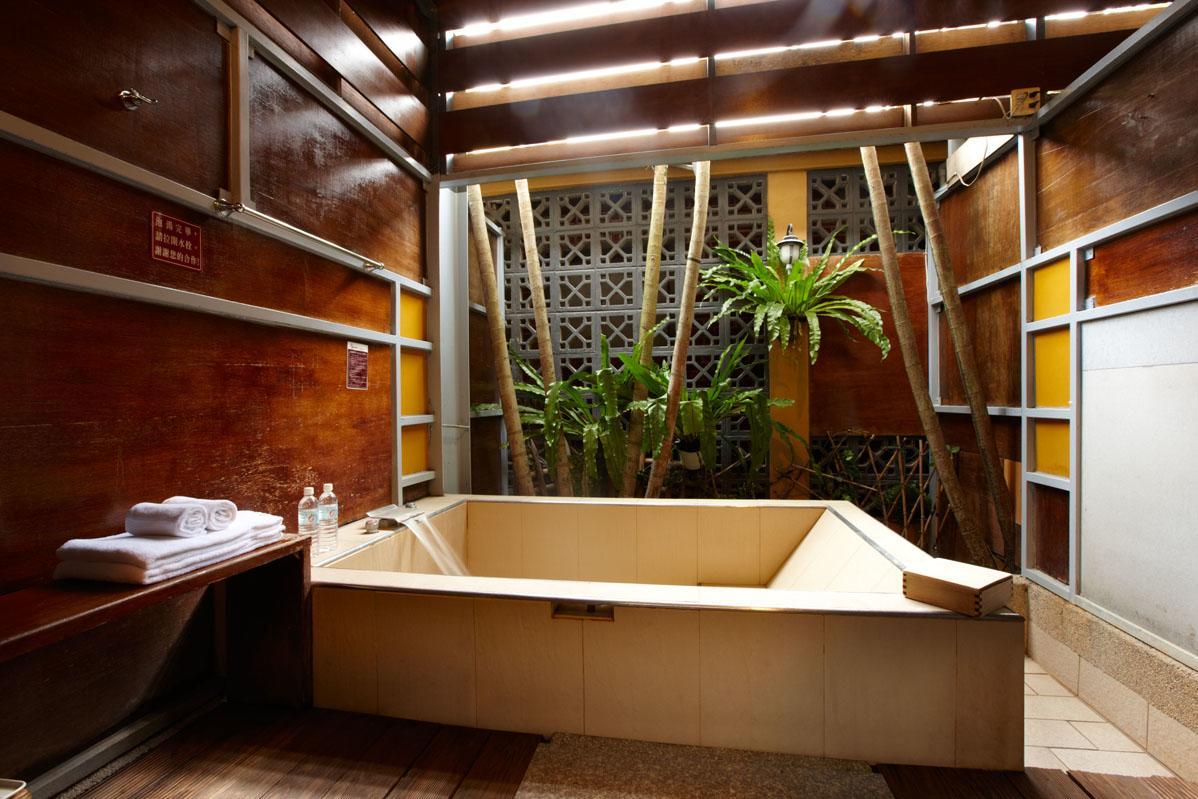 Hefong Deyang Hotspring Hotel Yilan Екстериор снимка